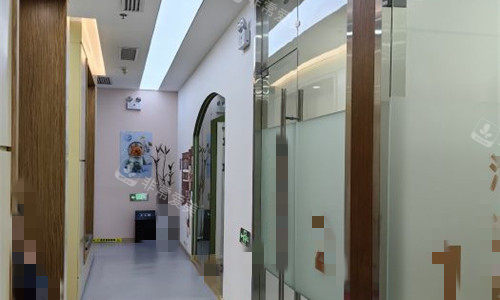 石家庄全博口腔诊室门口