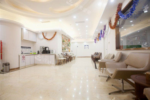 上海松丰齿科大厅环境示意图