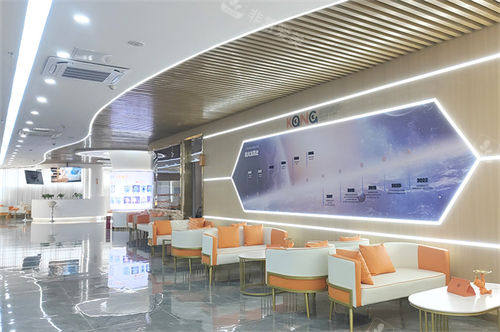 贵阳康视眼科医院走廊休息区