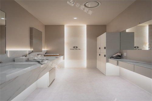 首尔麻浦皮肤科哪家靠...