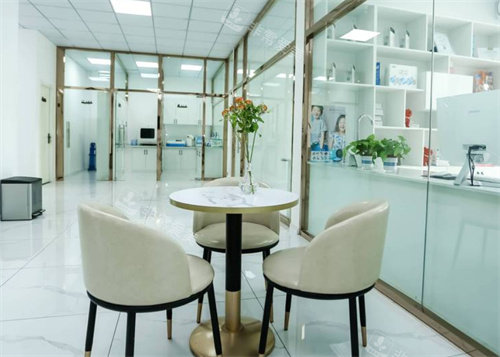 青岛坤昊口腔连锁（黄岛区）休息区环境