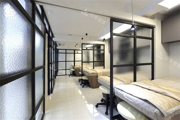 济州岛美丽皮肤科治疗室环境