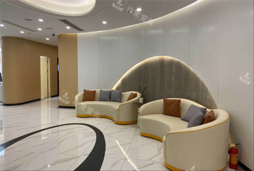 成都军大整形外科医院休息区 成都军大整形外科医院休息区