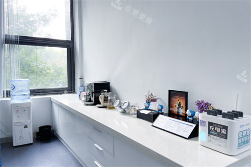 北京小忠丽格医疗美容操作台