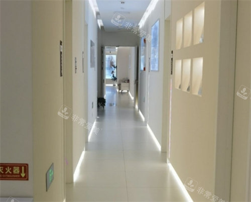 北京本爱医疗美容医院走廊环境
