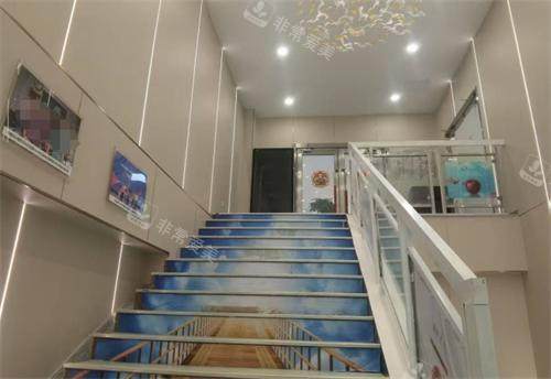 深圳源美医疗美容楼梯