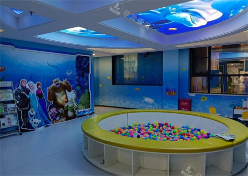 深圳万丰医院口腔科儿童活动区