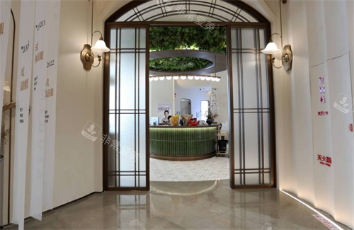 南京米兰柏羽整形门口处