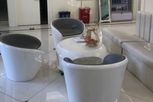 台州博仕医疗美容医院休息室