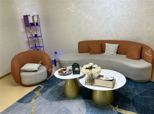 扬州雷医生医疗整形休息区