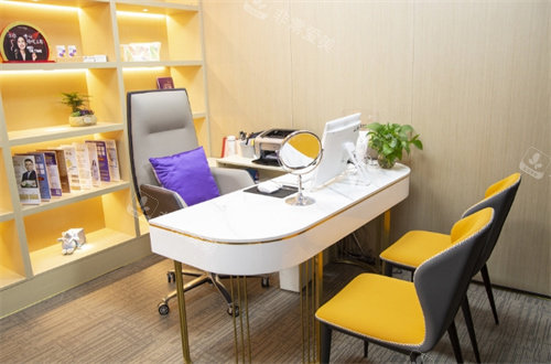 深圳非凡医疗美容咨询室