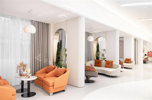 杭州米兰柏羽医疗美容等候区一角
