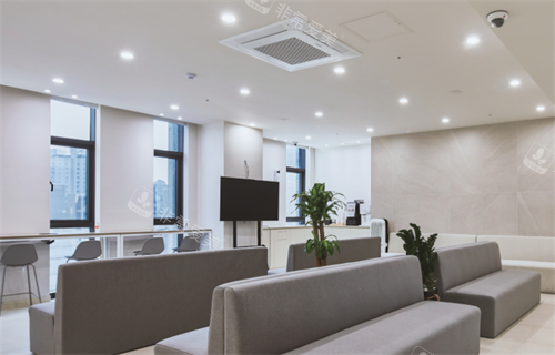 韩国丽婷整形外科等待区