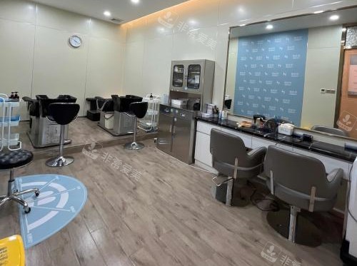 深圳碧莲盛植发治疗室示意图