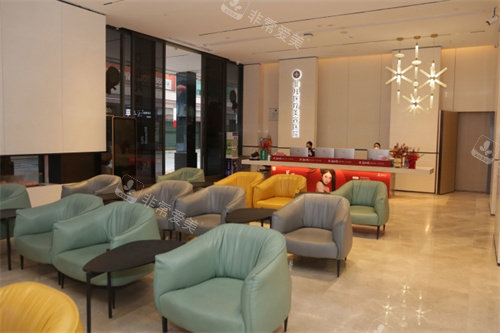 深圳非凡医疗美容一楼大厅等候区