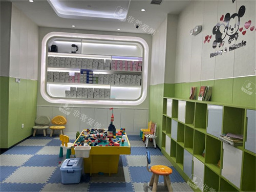 莆田君特口腔儿童游乐区环境
