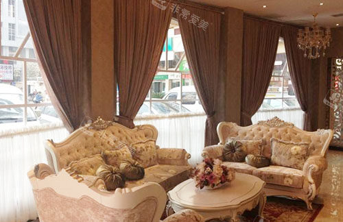 怀化天姿医疗美容大厅休息区