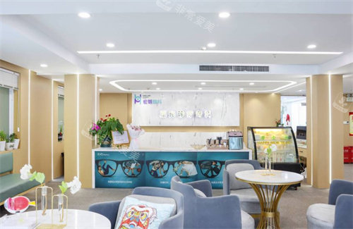 长沙宏朗眼科屈光科环境