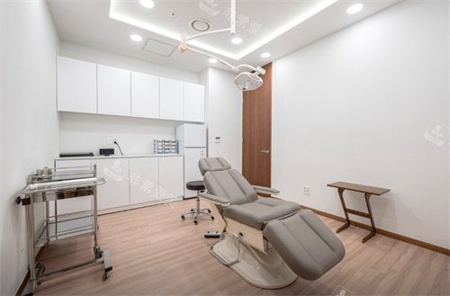 韩国昌皮肤科治疗间2 韩国昌皮肤科治疗间2