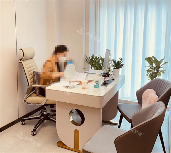 北京童仁整形面诊室环境