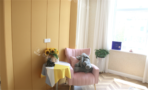 威海福神整形美容医院休息区