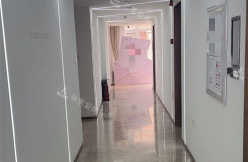 哈尔滨瑞丽医疗美容内部过道环境