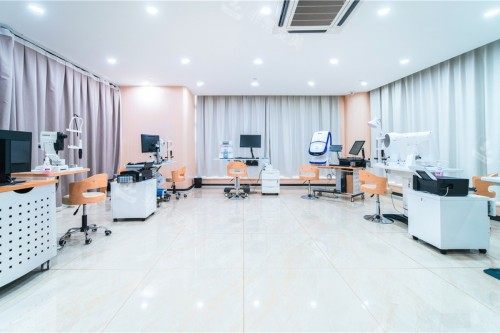 杭州茗视佳眼科门诊检查区