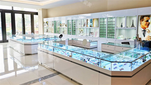 天水爱尔眼科配镜中心