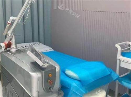 深圳健丽整形诊疗台