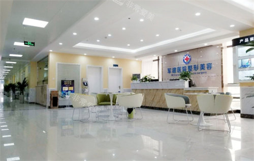 成都军建休息大厅环境一览图