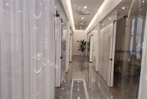 成都华生铂悦整形走廊