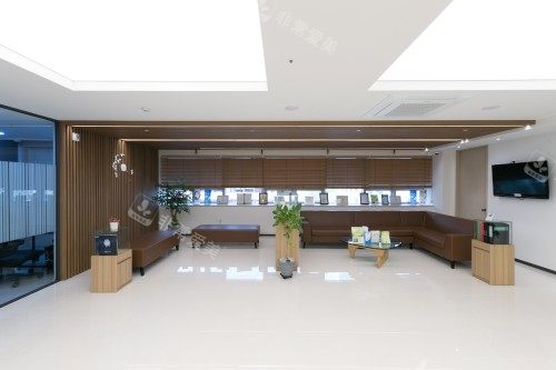 韩国布莱克整形医院大厅