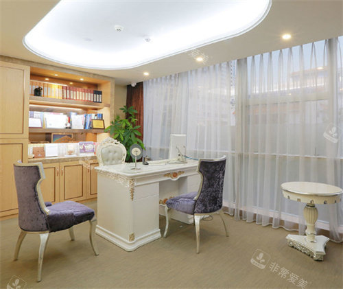 网评广州植发正规医院...