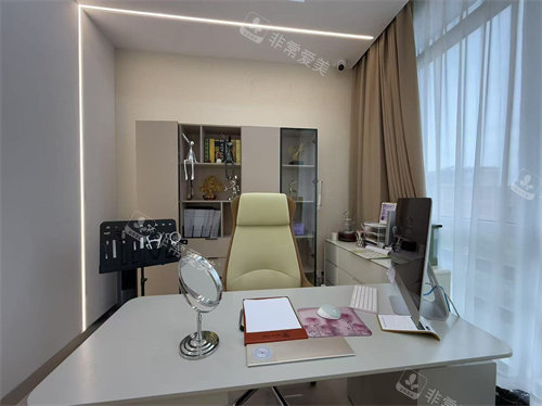 桐乡星博士整形面诊室