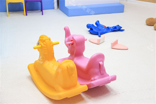 金华馨园口腔儿童游乐区