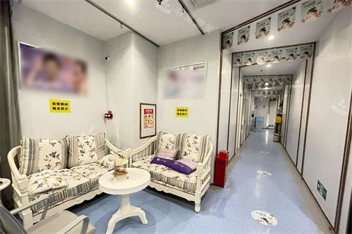 珠海熙尔曼医疗美容等候区