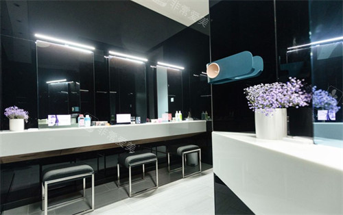 成都爱美新生·香港新生医学整全皮肤美容洗漱台 成都爱美新生·香港新生医学整全皮肤美容洗漱台