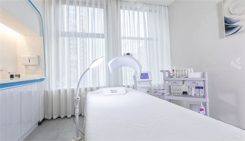 成都爱美新生·香港新生医学整全皮肤美容施术区 成都爱美新生·香港新生医学整全皮肤美容施术区