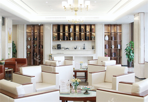 福州伽禾伽美医院大厅