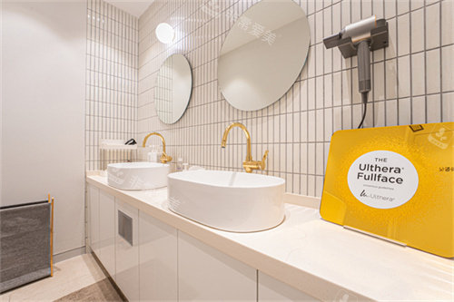 清潭美乐皮肤科洗手区