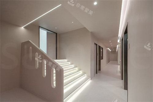 北京小芙医疗美容美观院区走廊