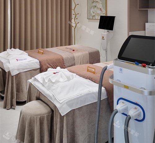 长沙祺美胸整形二楼双人治疗室环境 长沙祺美胸整形二楼双人治疗室环境