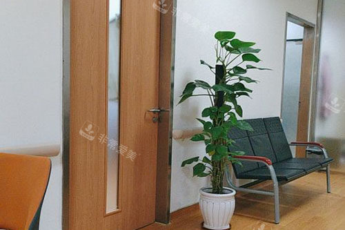 东莞台心医院商谈等候区 东莞台心医院商谈等候区