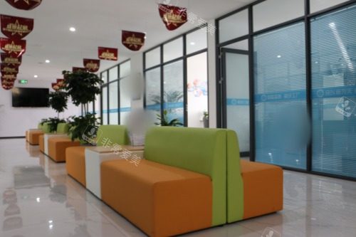 山东日照麦田口腔医院（岚山区）候诊区