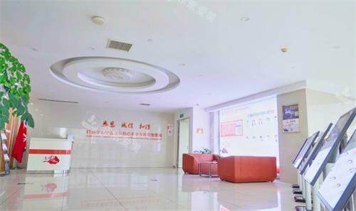 宁波海曙送子鸟医院大厅环境