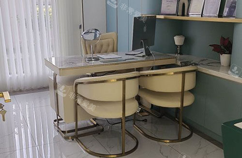 杭州奥拉克医疗美容整形术前商谈室