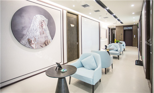 北京加减美整形等候区环境