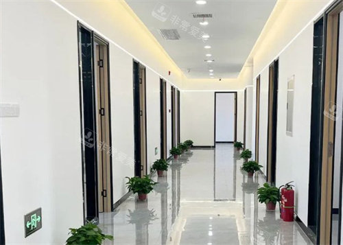 朔州易看牙口腔走廊