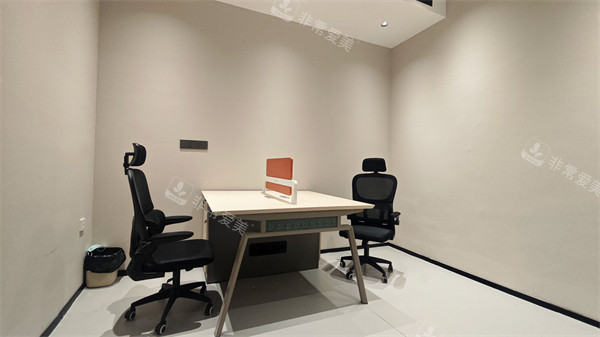 哈尔滨领艺医疗美容3楼医生办公室