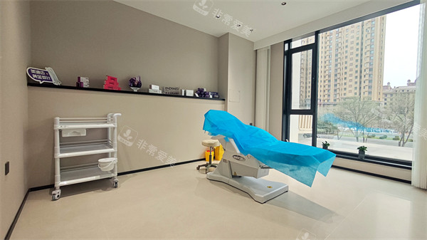 哈尔滨领艺医疗美容2楼治疗室